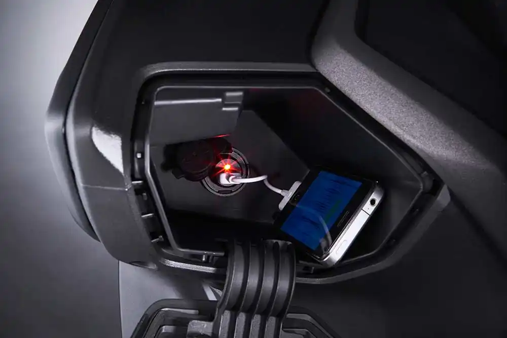 kymco x-town 250i detail fitur 5
